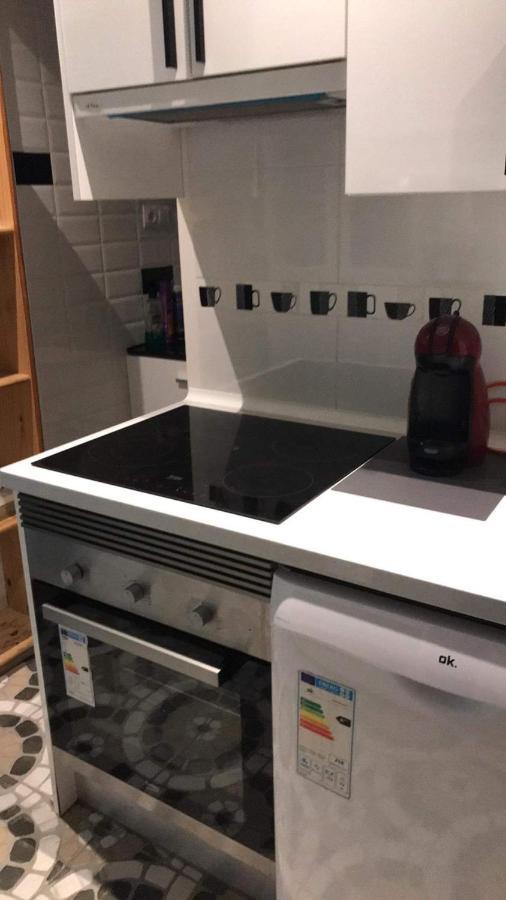 Apartamento Estudio Loft En El Centro Para 3 O 4 Personas Cama Doble Y Sofa Cama Check In A Partir De Las 15 Y 30 Min Pm Y Check Out Hasta Las 11 Y 30 Pm Con Wifi Normalmente No Se Puede Adelantar El Check In Торремолинос Экстерьер фото