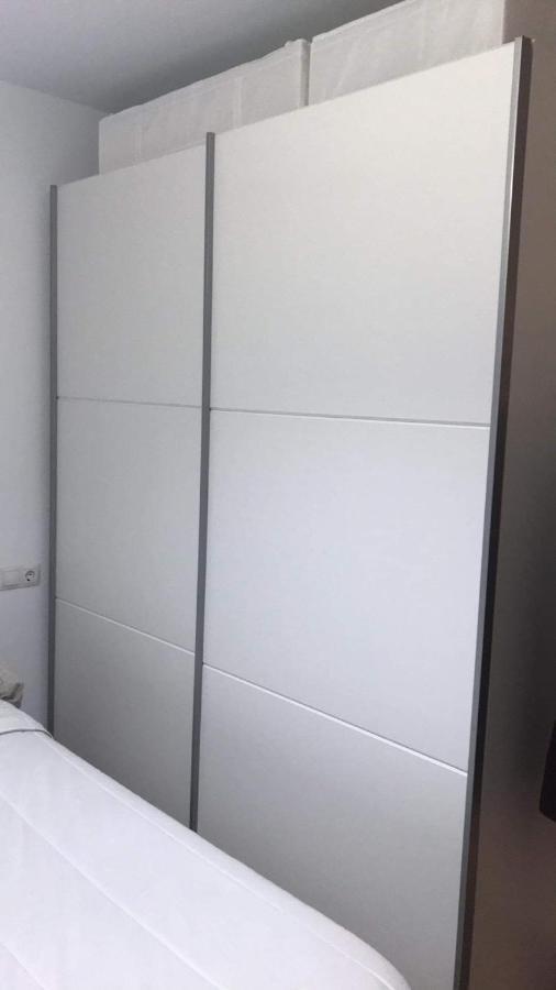 Apartamento Estudio Loft En El Centro Para 3 O 4 Personas Cama Doble Y Sofa Cama Check In A Partir De Las 15 Y 30 Min Pm Y Check Out Hasta Las 11 Y 30 Pm Con Wifi Normalmente No Se Puede Adelantar El Check In Торремолинос Экстерьер фото