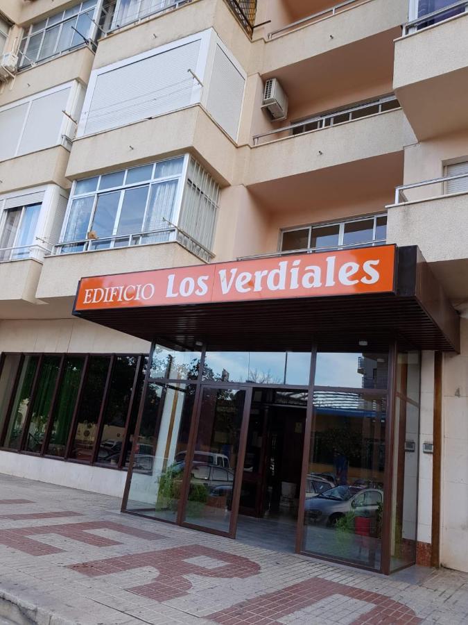 Apartamento Estudio Loft En El Centro Para 3 O 4 Personas Cama Doble Y Sofa Cama Check In A Partir De Las 15 Y 30 Min Pm Y Check Out Hasta Las 11 Y 30 Pm Con Wifi Normalmente No Se Puede Adelantar El Check In Торремолинос Экстерьер фото