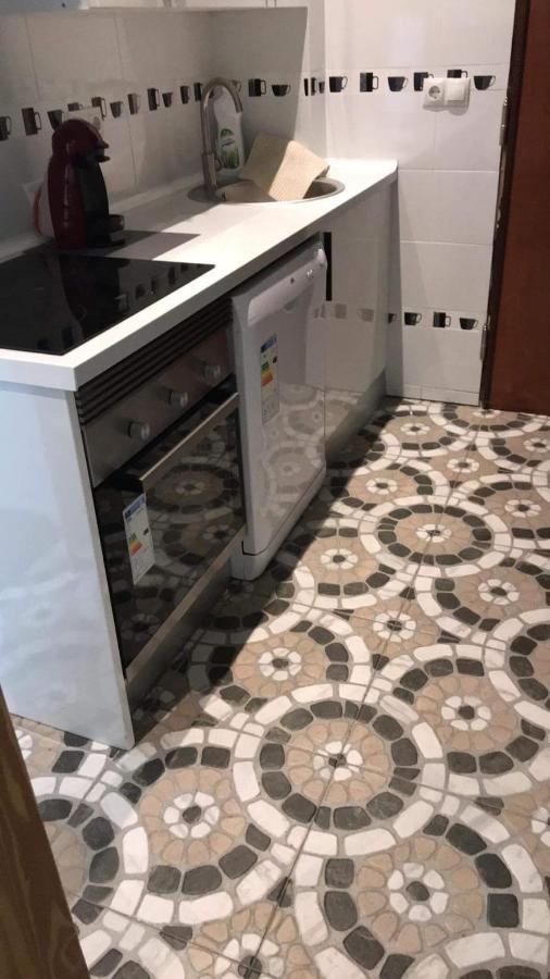 Apartamento Estudio Loft En El Centro Para 3 O 4 Personas Cama Doble Y Sofa Cama Check In A Partir De Las 15 Y 30 Min Pm Y Check Out Hasta Las 11 Y 30 Pm Con Wifi Normalmente No Se Puede Adelantar El Check In Торремолинос Экстерьер фото